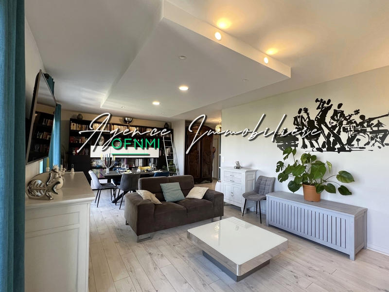 Appartement - 88 m² - 4 pièces