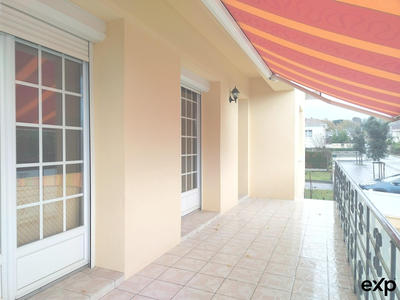 Maison traditionnelle - 133 m² - 6 pièces