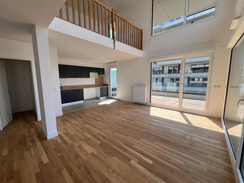 Appartement - 107 m² - 5 pièces