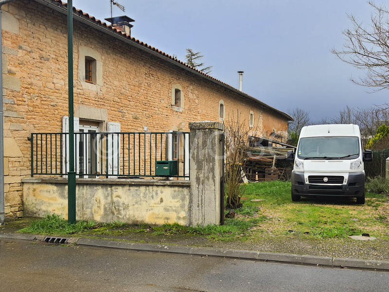 Maison de bourg - 89 m² - 4 pièces