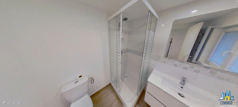 Maison - 94 m² - 5 pièces