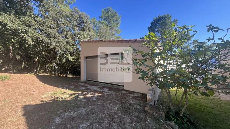 Villa - 258 m² - 8 pièces