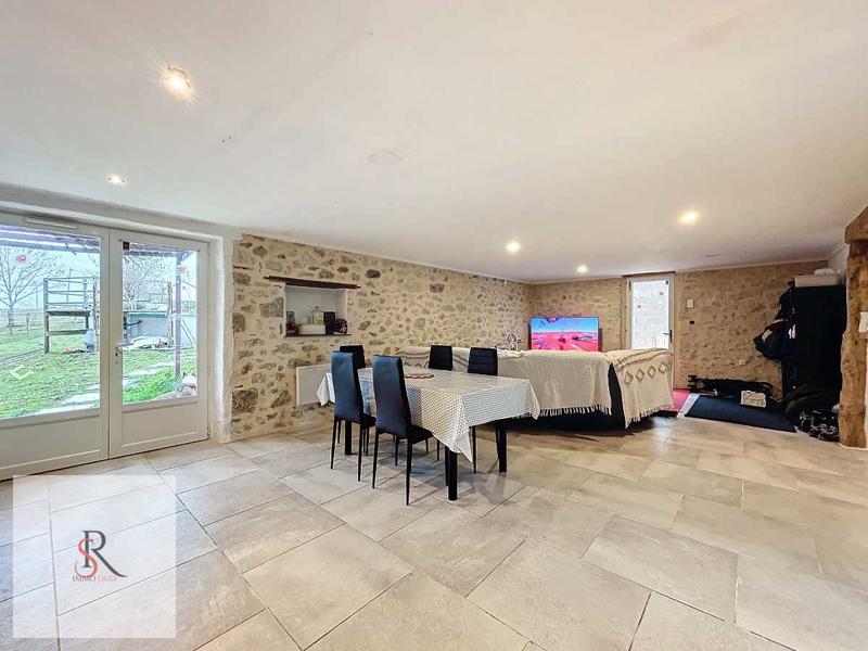 Corps de ferme - 141 m² - 5 pièces