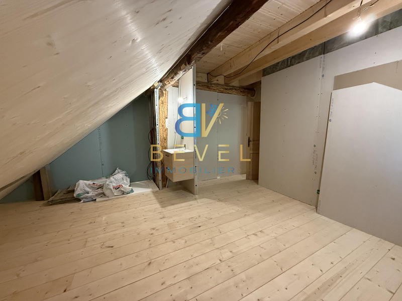 Châlet - 188 m² - 6 pièces