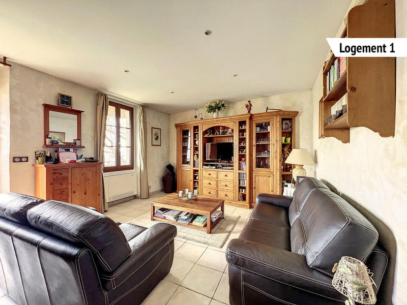 Maison - 200 m² - 6 pièces