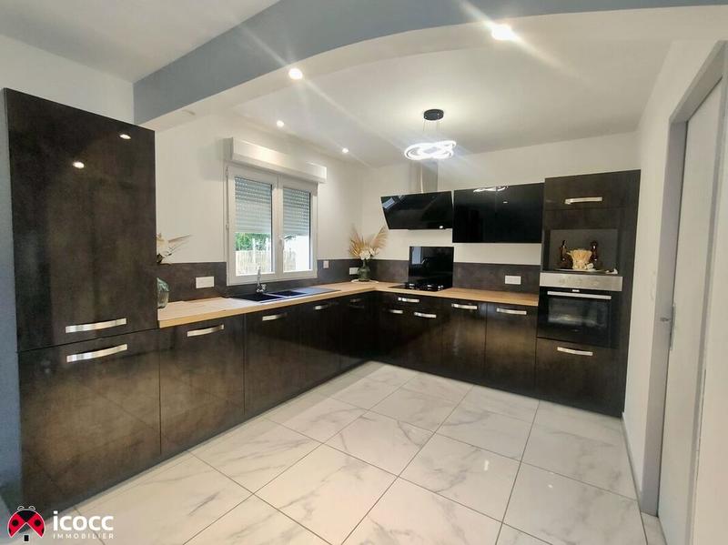 Maison - 89 m² - 5 pièces