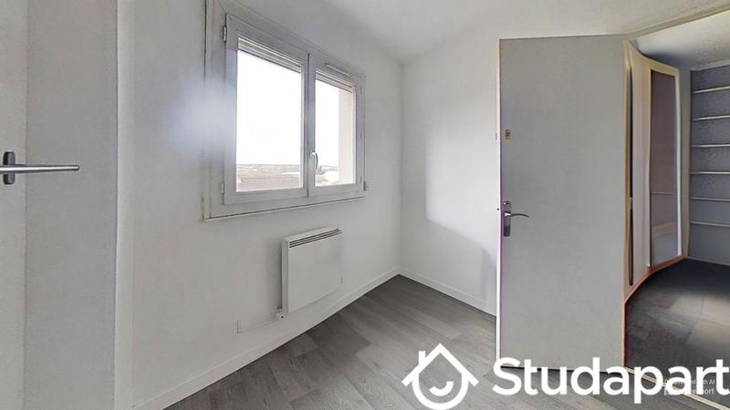 Chambre - 55 m² - 1 pièce