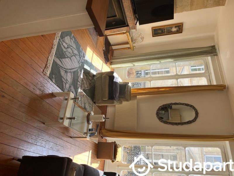 Chambre - 58 m² - 1 pièce