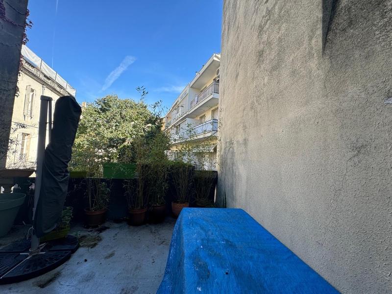 Immeuble - 184 m² - 7 pièces