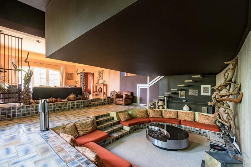 Villa - 12 251 m² - 7 pièces