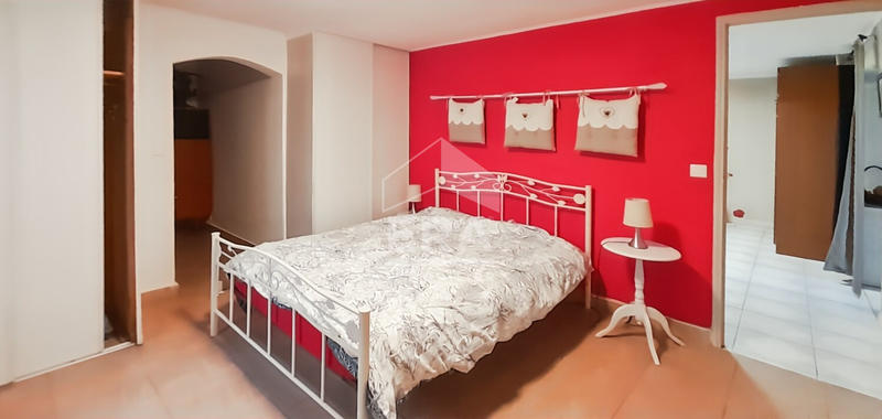 Maison - 168 m² - 6 pièces