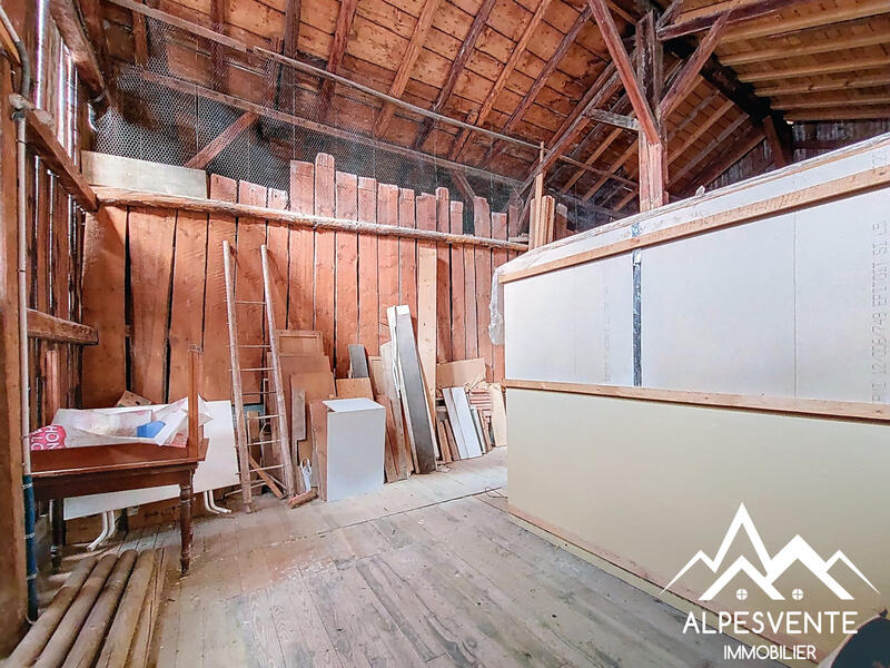 Appartement - 69 m² - 6 pièces