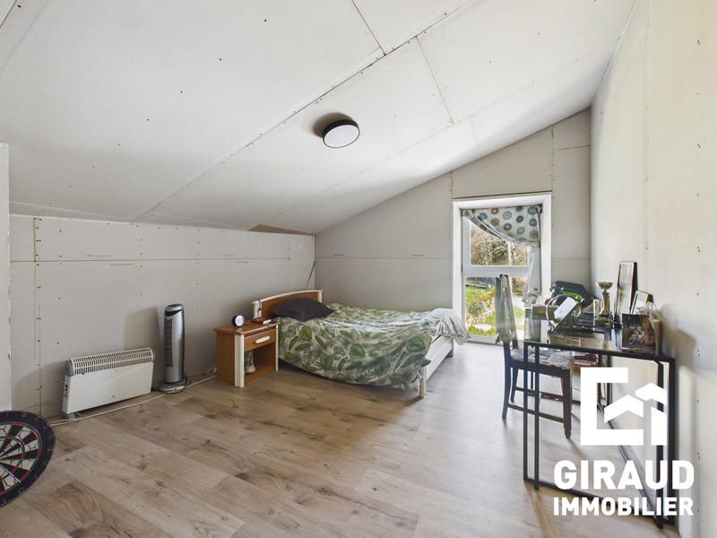 Maison ancienne - 213 m² - 9 pièces