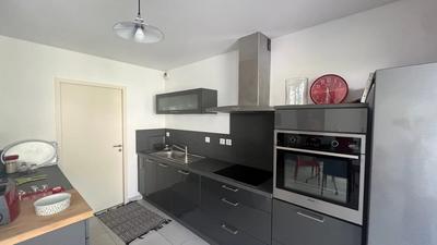 Appartement - 75 m² - 3 pièces