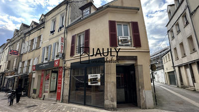 Local commercial - 200 m² - 5 pièces