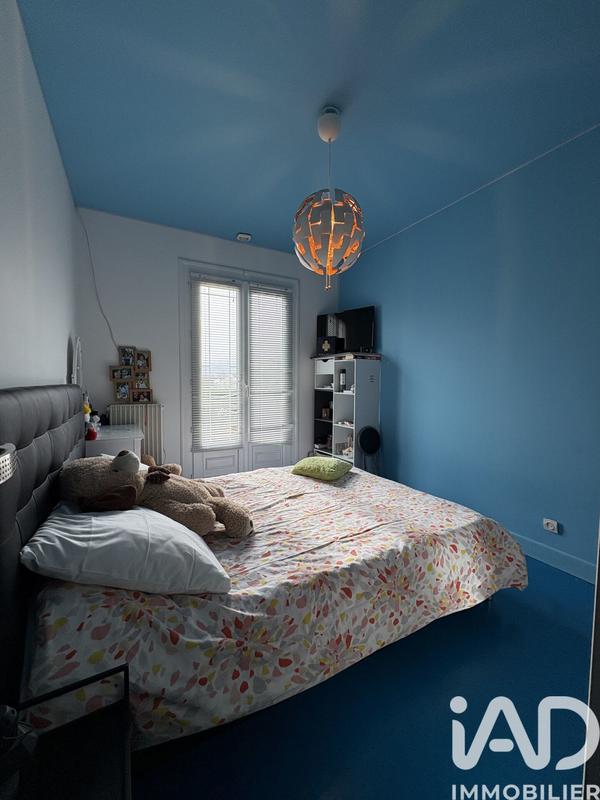 Maison - 182 m² - 7 pièces