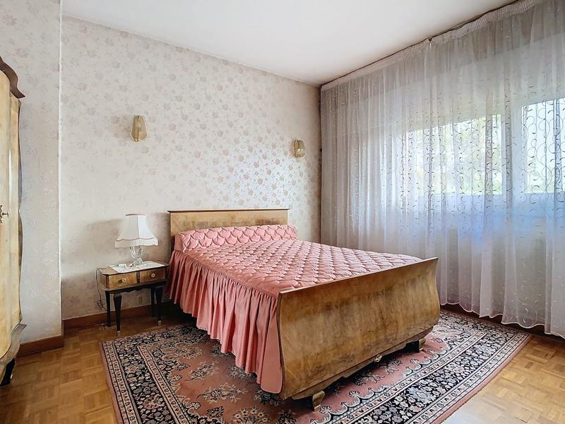 Maison - 200 m² - 7 pièces