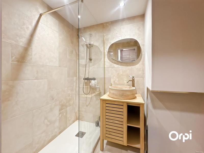 Studio - 27 m² - 2 pièces