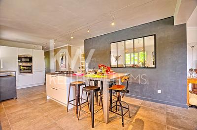 Maison - 162 m² - 7 pièces