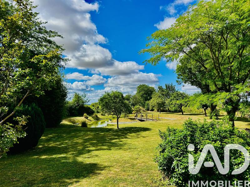 Maison - 186 m² - 8 pièces