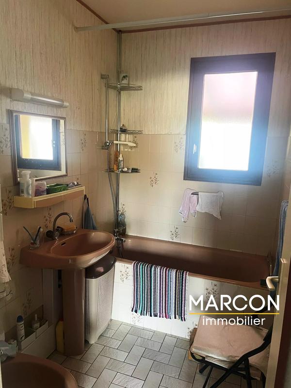 Maison - 104 m² - 4 pièces