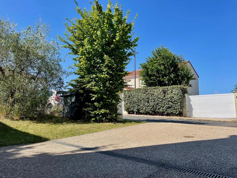 Maison - 90 m² - 6 pièces