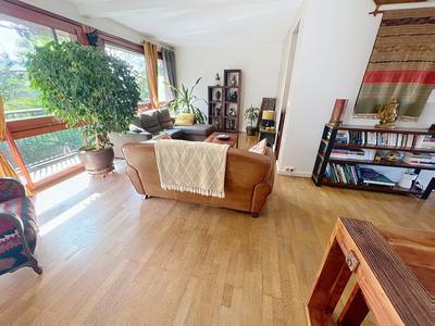 Appartement - 85 m² - 4 pièces
