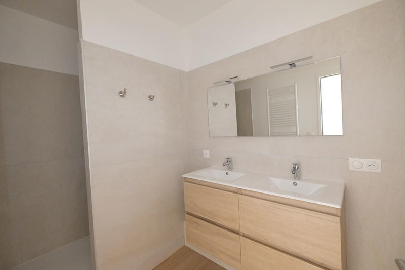 Appartement - 83 m² - 3 pièces