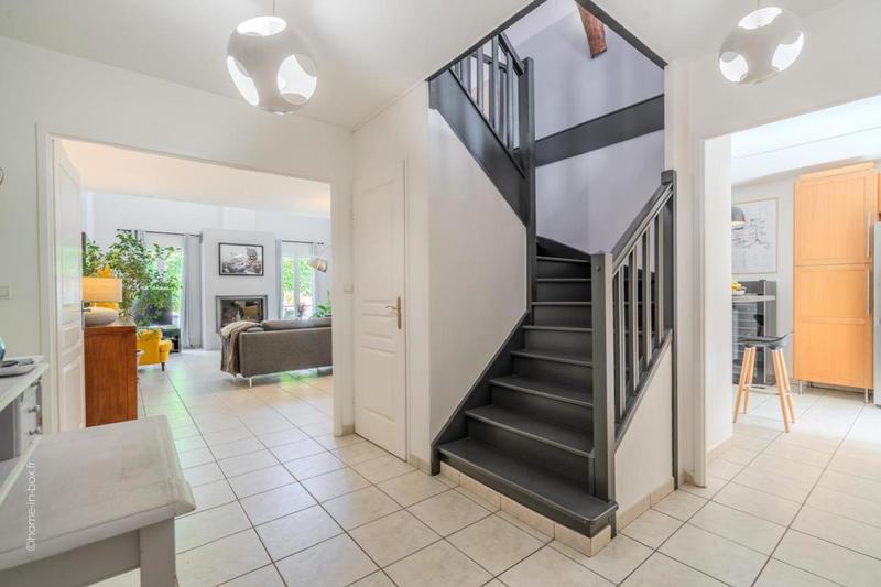 Maison - 158 m² - 6 pièces