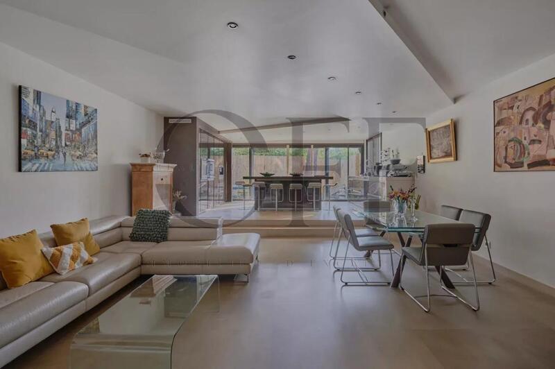 Appartement - 145 m² - 4 pièces