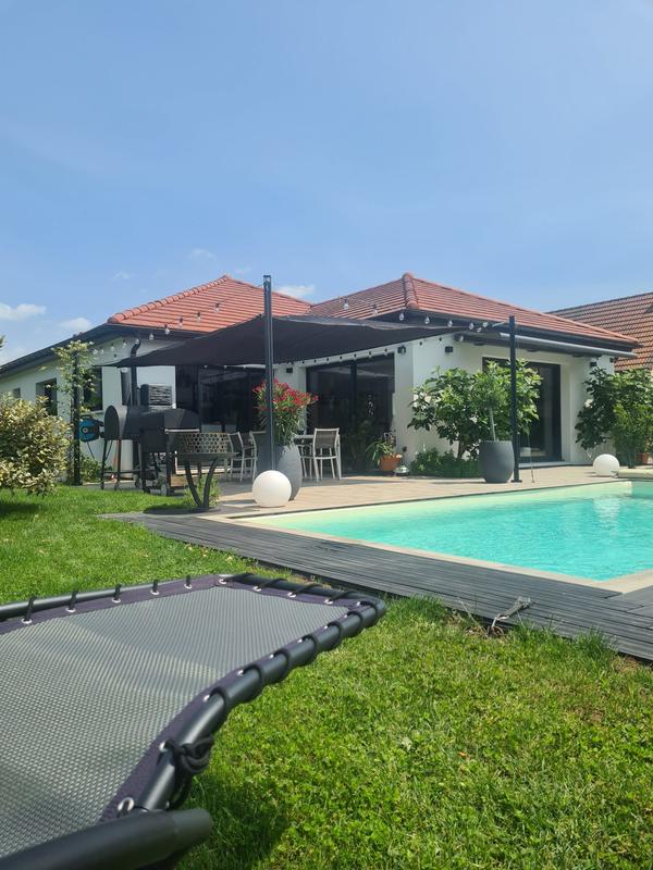 Maison - 136 m² - 5 pièces