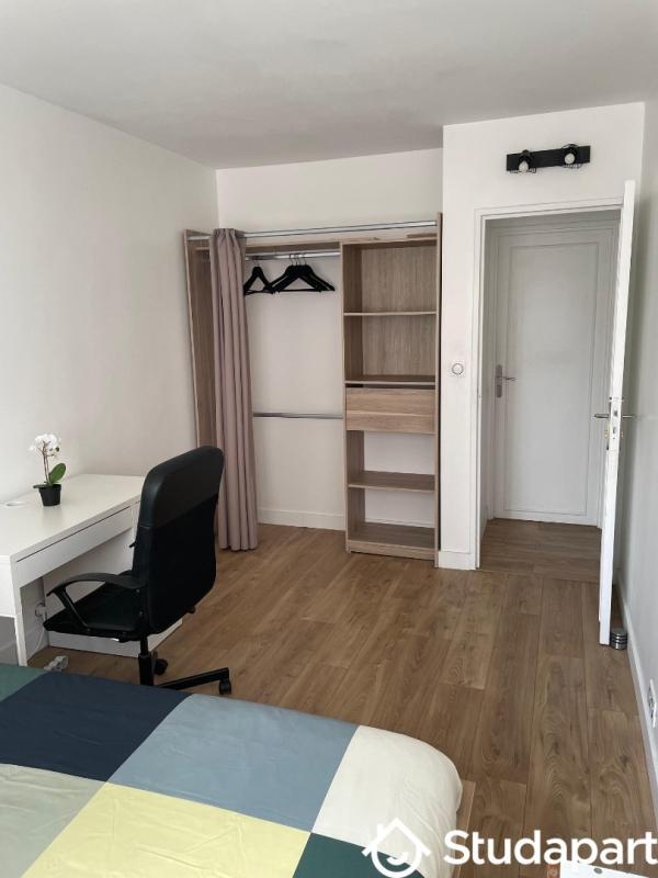 Chambre - 12 m² - 1 pièce
