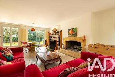 Maison - 178 m² - 8 pièces