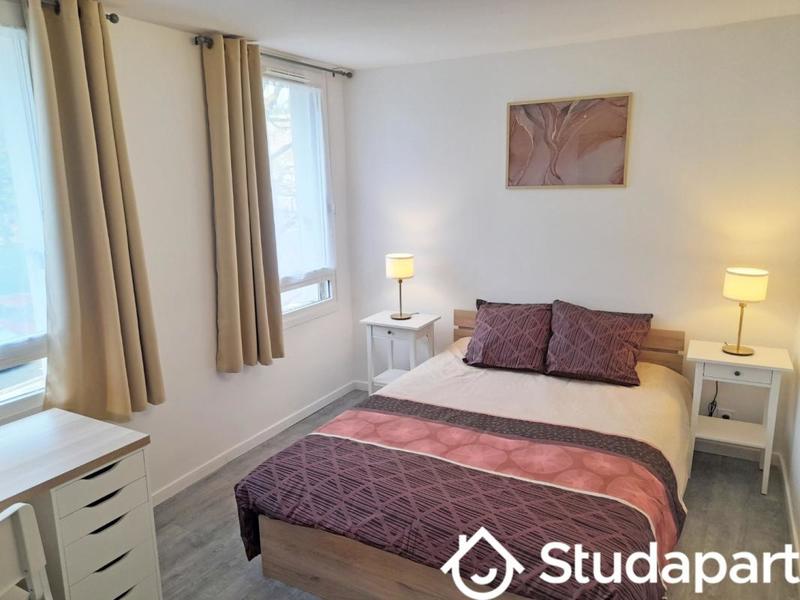 Chambre - 9 m² - 1 pièce