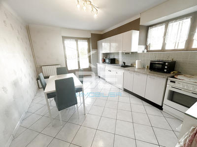 Maison de village - 167 m² - 6 pièces