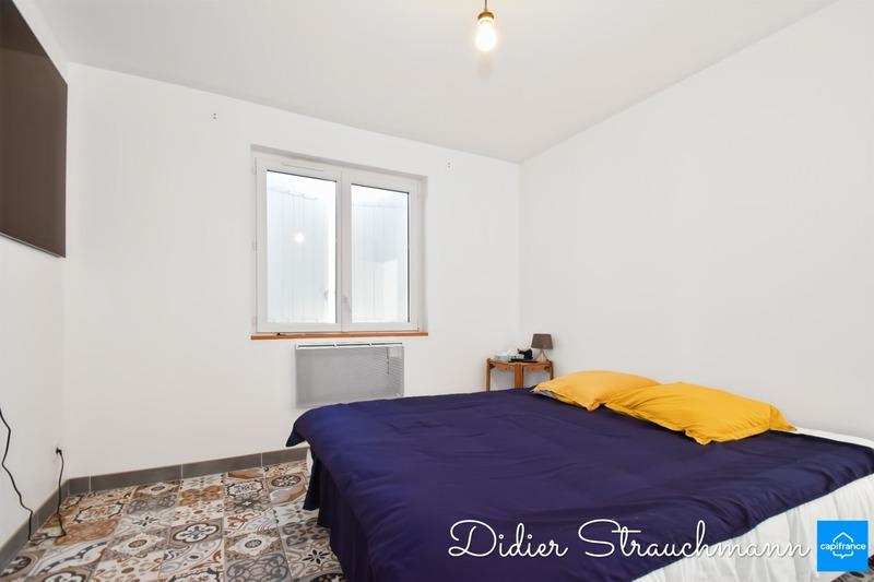 Maison - 93 m² - 5 pièces