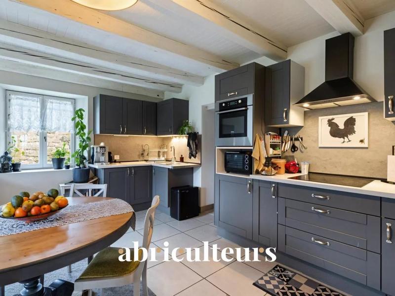 Corps de ferme - 433 m² - 16 pièces