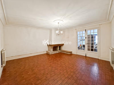 Maison - 170 m² - 5 pièces