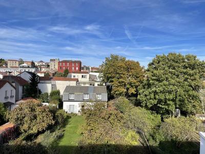 Appartement - 119 m² - 5 pièces