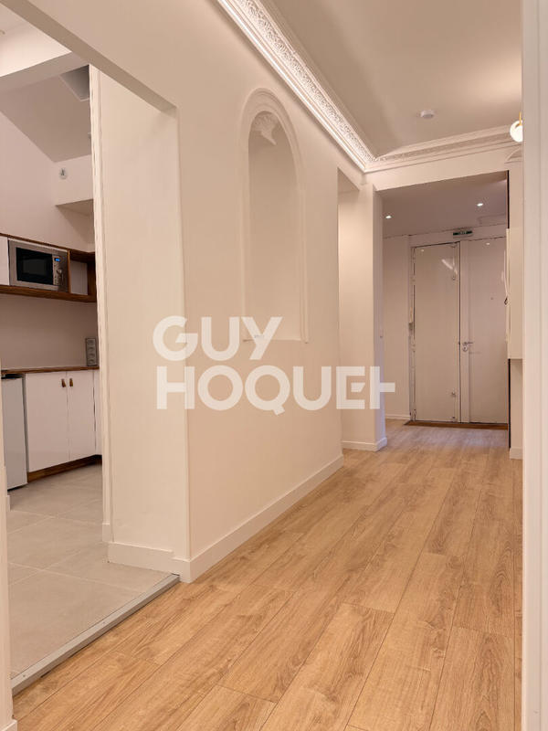 Local d'activité / Entrepôt - 48 m² - 2 pièces