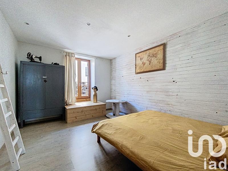 Maison de ville - 220 m² - 8 pièces