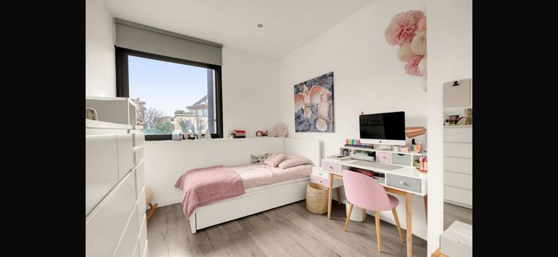 Maison - 213 m² - 6 pièces