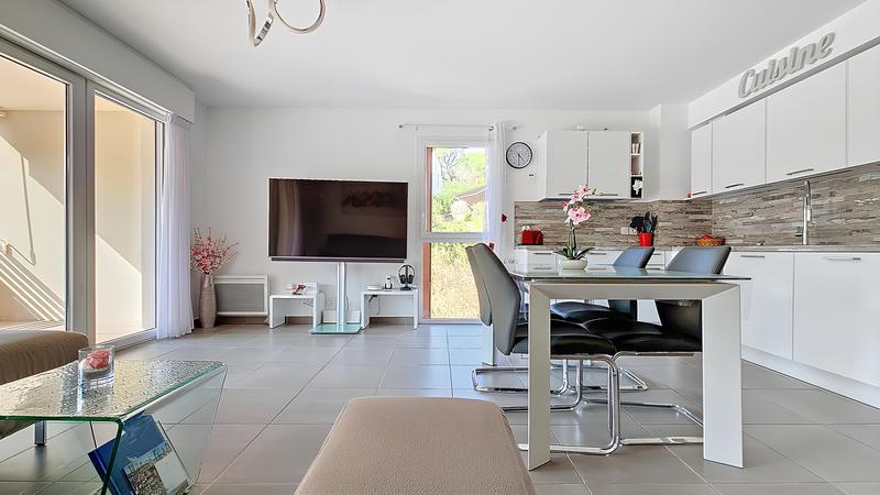 Appartement - 72 m² - 3 pièces