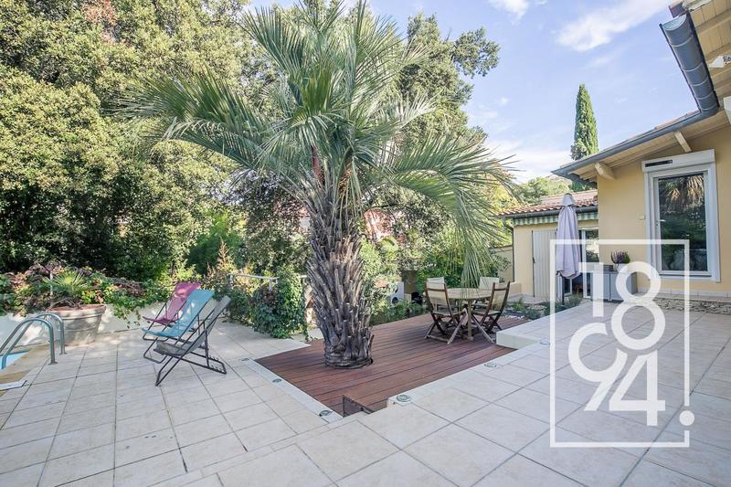 Maison - 150 m² - 5 pièces