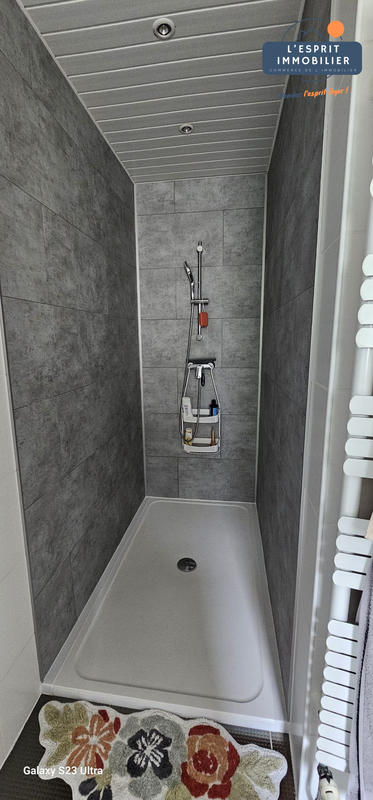 Villa - 225 m² - 6 pièces