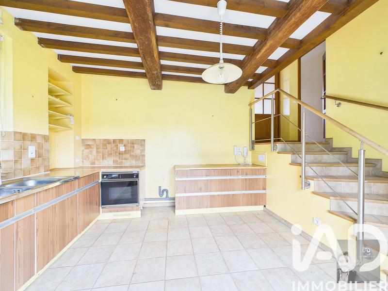 Maison - 230 m² - 8 pièces