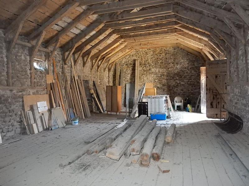 Corps de ferme - 240 m² - 7 pièces