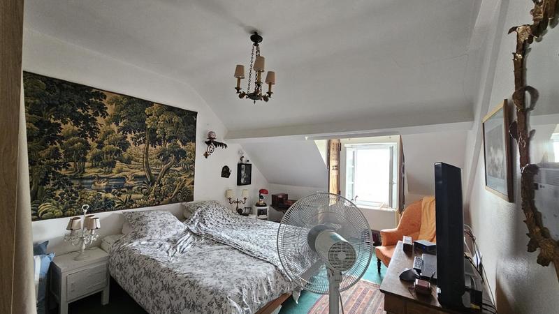 Maison - 152 m² - 7 pièces