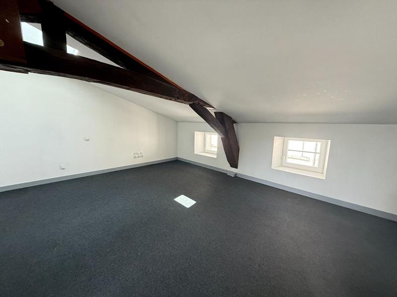 Immeuble - 100 m² - 3 pièces