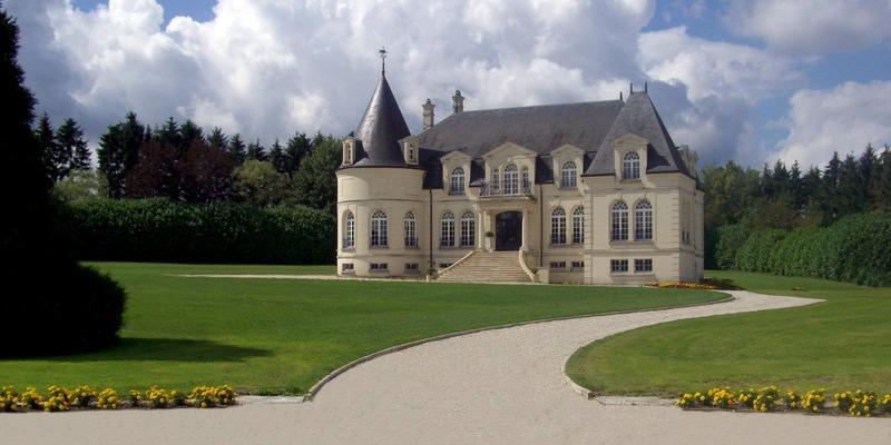 Château - 850 m² - 18 pièces